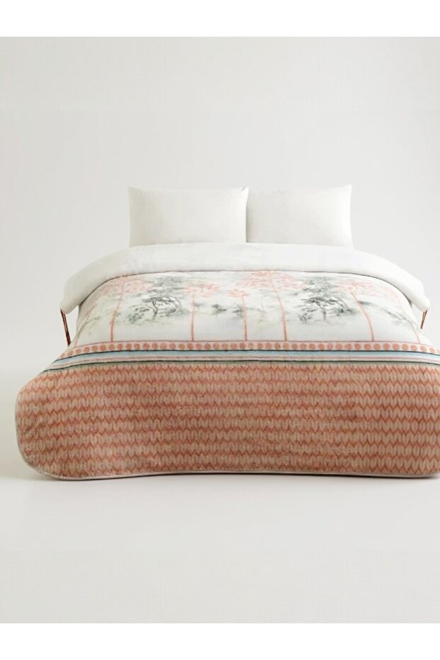 Prime Nature Double Blanket Pink – Soft, Warm and Stylishly Textured