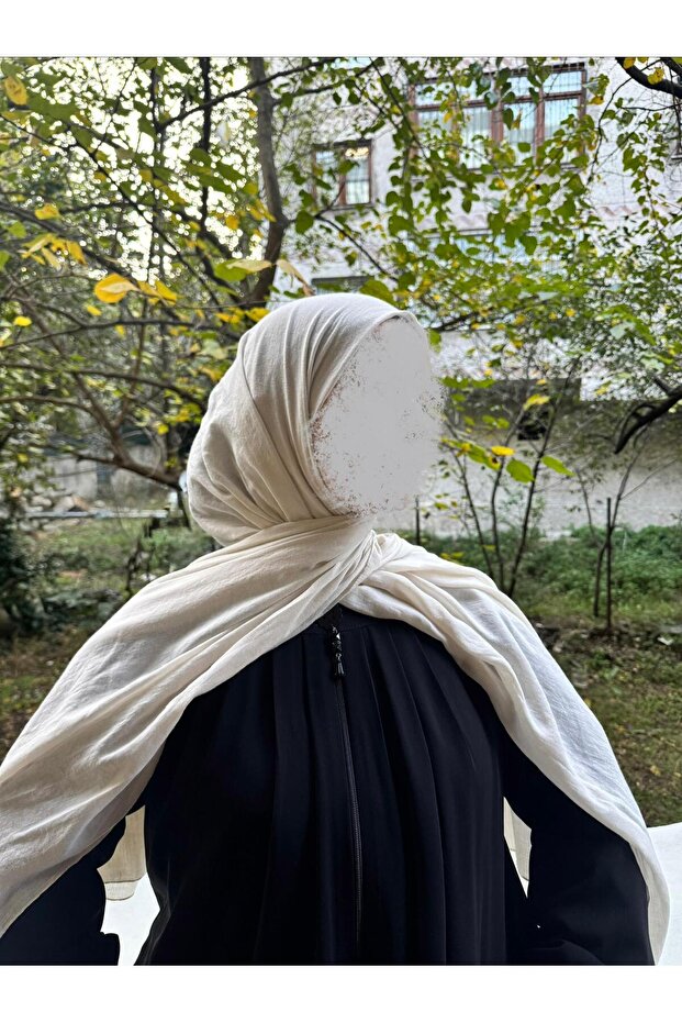 شال قطني سادة للحجاب بلون الحليب