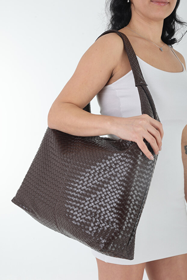 Byeduu Burgundy Knitted Leather Basket Weave Style Large Shoulder Bag