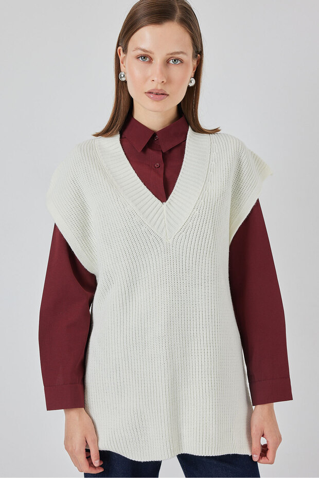 Women's V-Neck Knitwear Sweater 1308 - Ecru