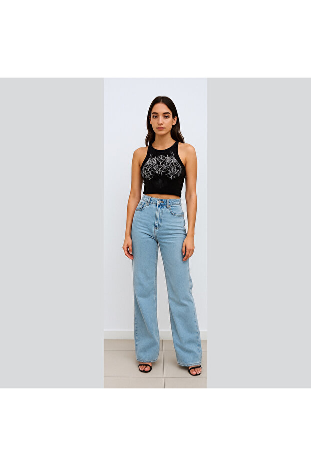 Light wash denim jeans, high waist