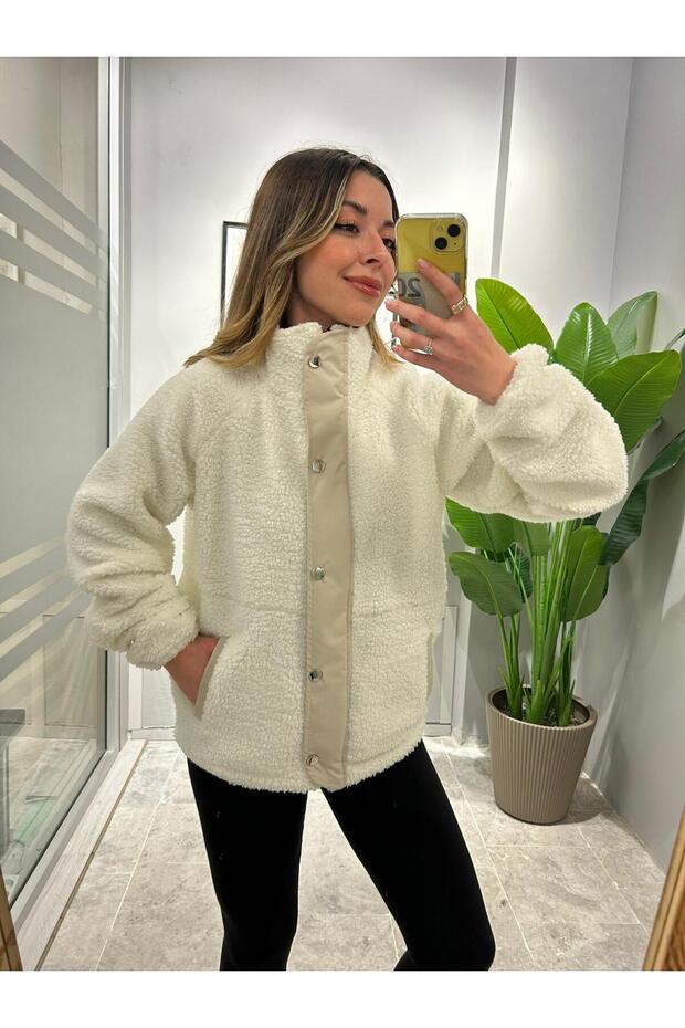 Stand-Up Collar Plush Coat with Snap Buttons on the Front