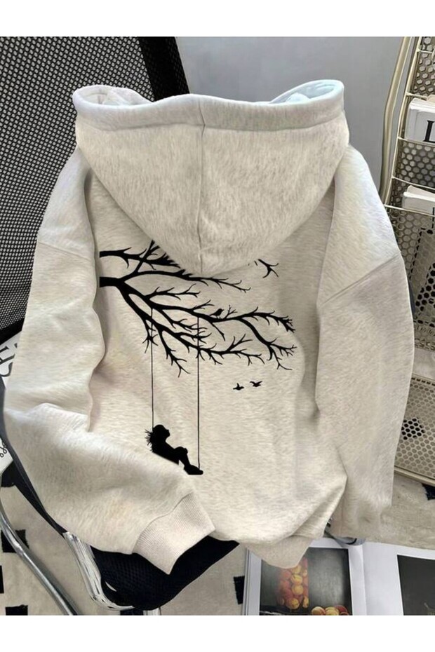 هوديي Tree Swinging Girl Silhouette مطبوع قصة فضفاضة – رمادي فاتح
