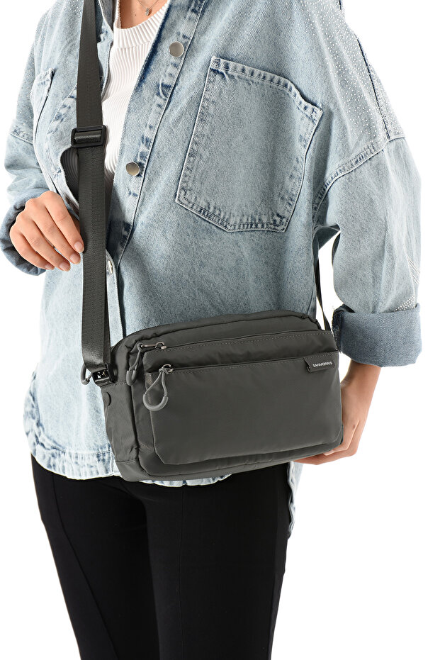 Waterproof Lightweight Parachute Fabric 4-Compartment Stylish Design Women's Shoulder Bag