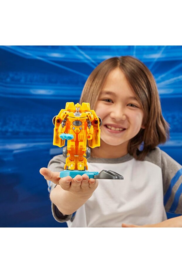 One Battle Robot Bumblebee Figure - 6