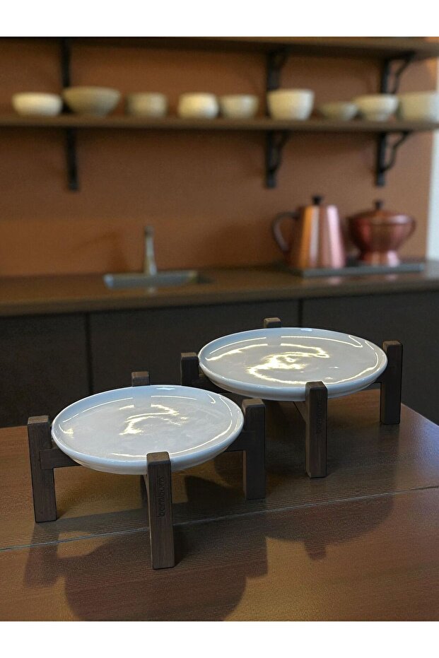 Alpina Set of 2 Black Bamboo-Legged Porcelain Presentation Plates 17cm and 26cm, Serving Plate