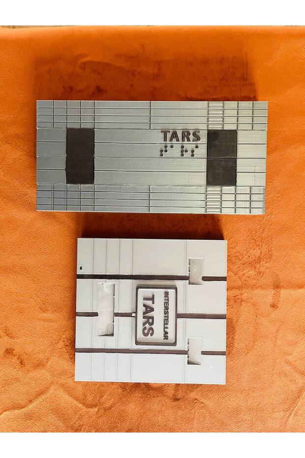 Interstellar Tars - 4