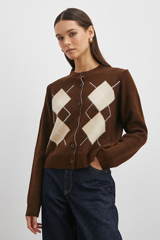Buttoned Diamond Pattern Cardigan Brown - 3