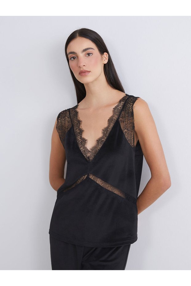 Lcw Dream Black V-Neck Lace Detail Women's Pajamas Set
