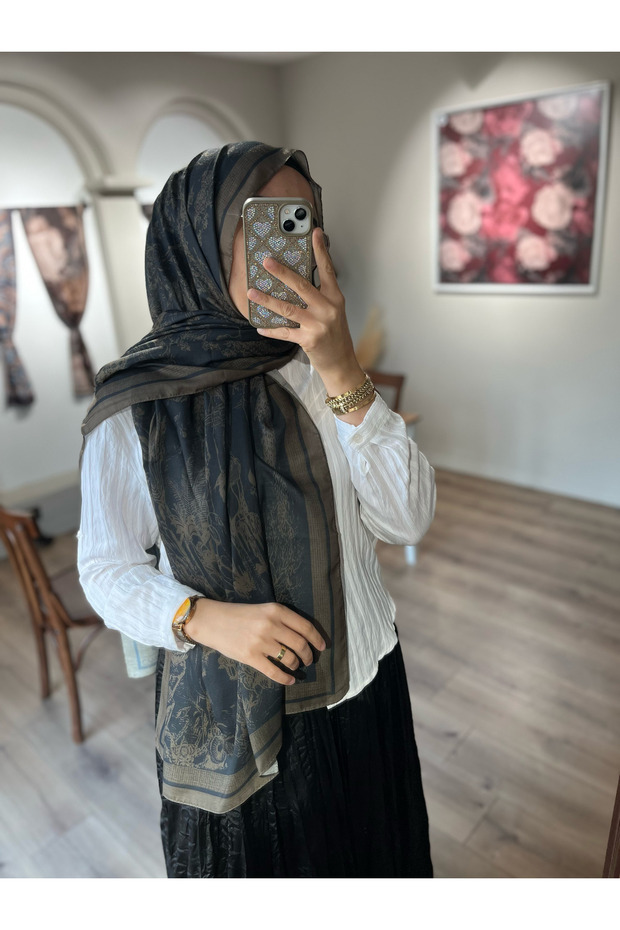 شال ناعم بنمط عتيق - أسود-مينك