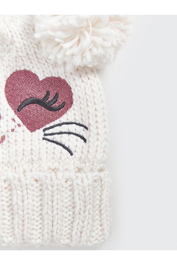 Lány svájcisapka hímzett pompon részletekkel - 3