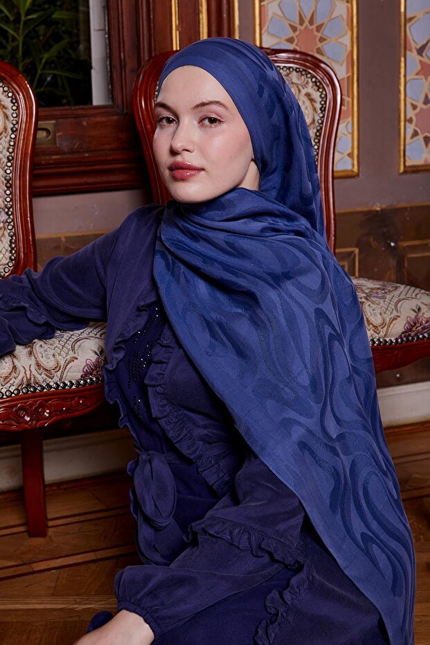 شال جراتسيا بنمط تجريدي نيلي - 1