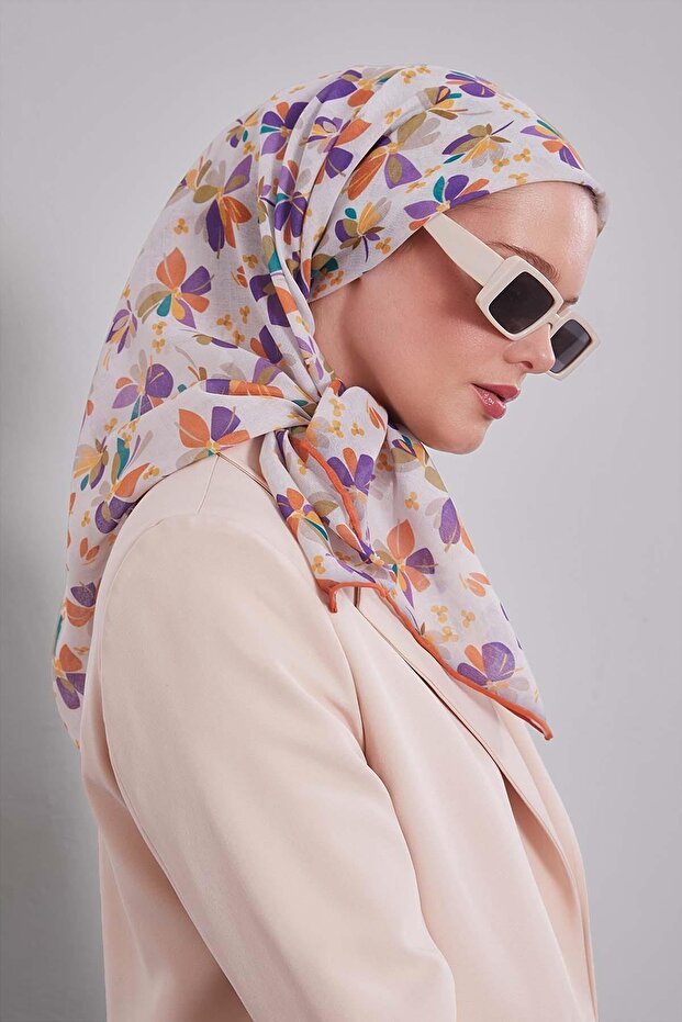 وشاح ناعم بنمط زهرة برتقالية - 3