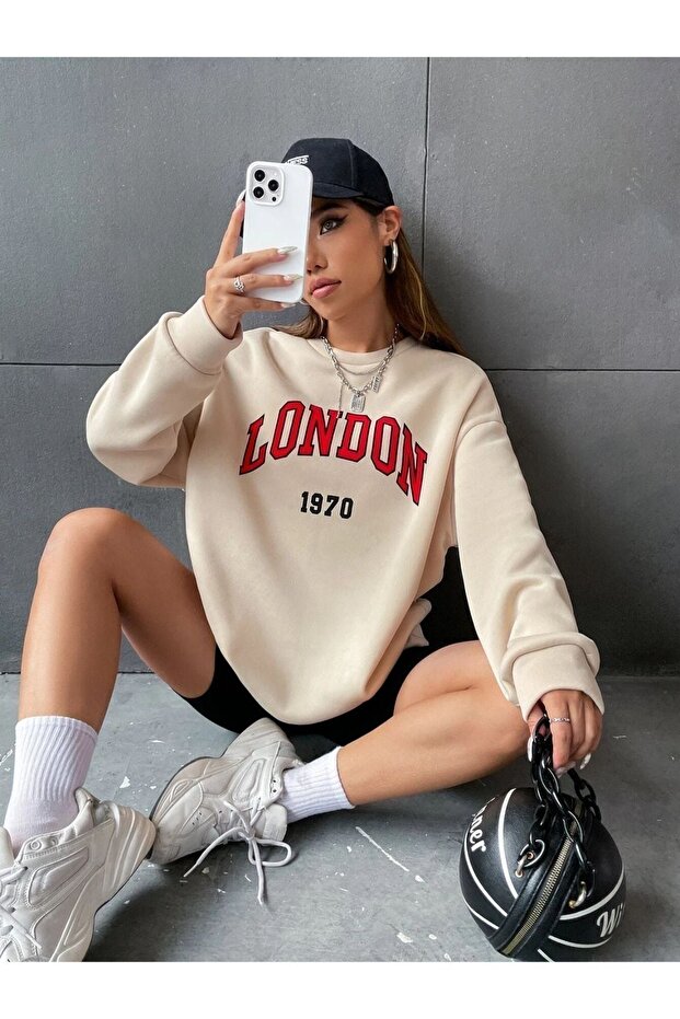 Unisex Beige London Printed Crew Neck Oversize Sweatshirt