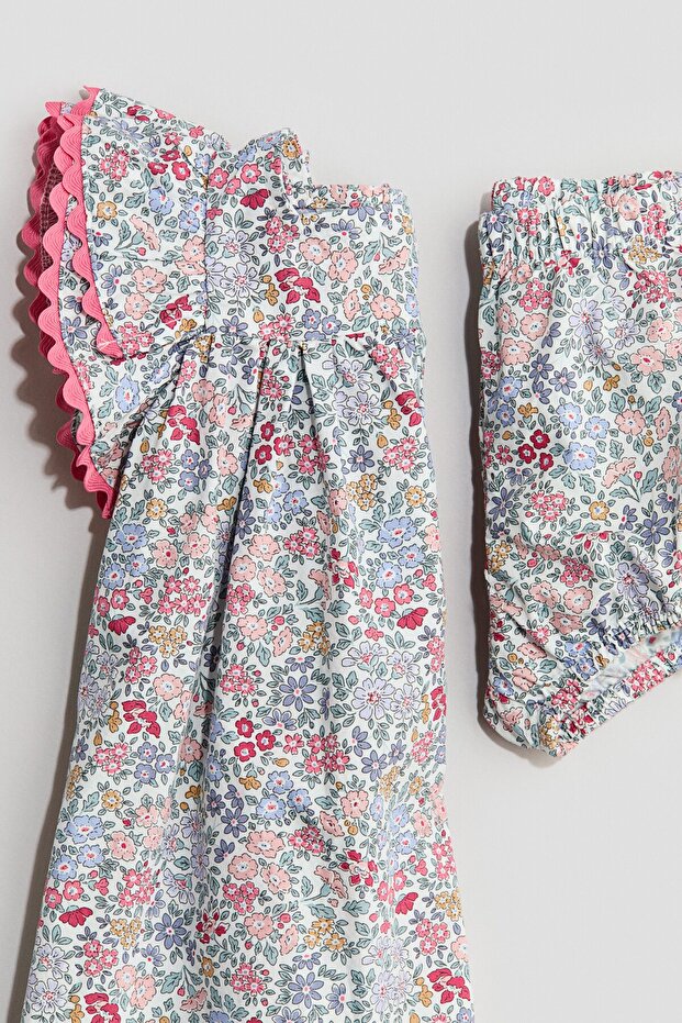 2 Parçalı Pamuklu Elbise ve Kabarık Şort Set - 5