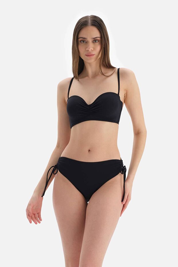 Siyah Straplez Kaplı Bikini Üst - 1