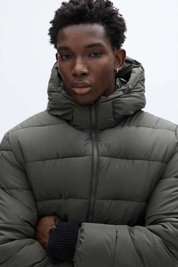 Kapüşonlu hafif şişme ceket - 6