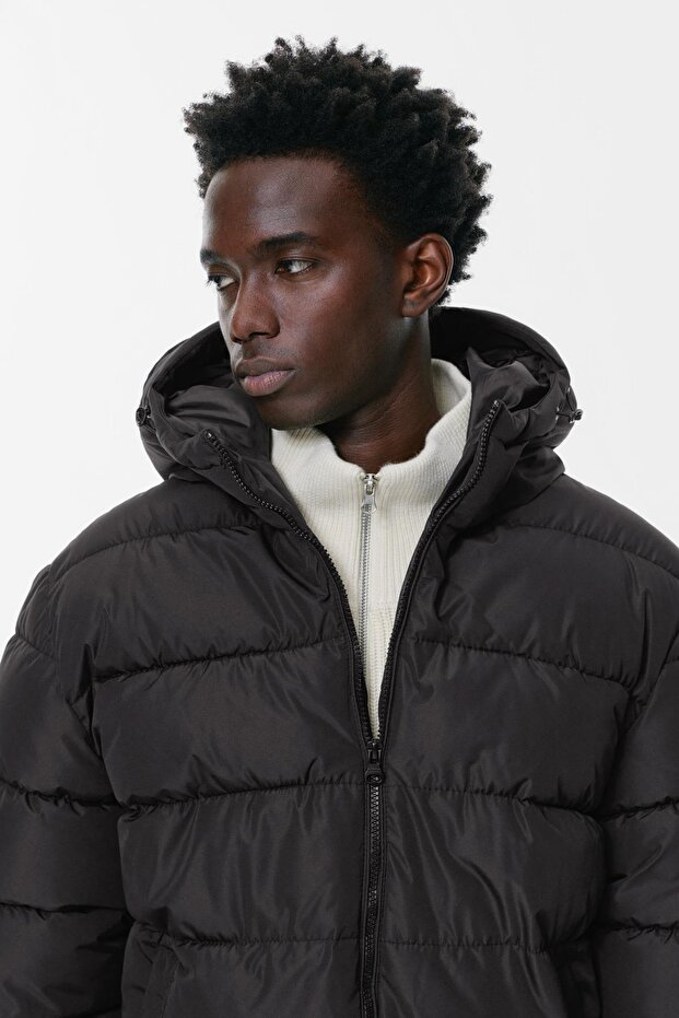 Kapüşonlu hafif şişme ceket - 7