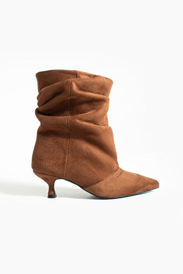 Nero Women's Gusseted Short Heeled Boots Tan Suede