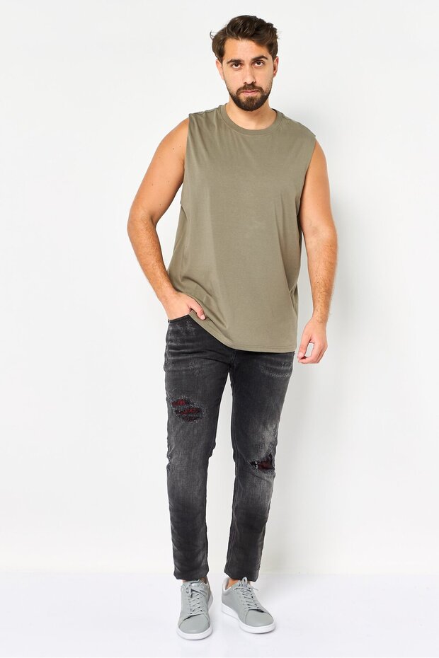 قميص رجالي بدون أكمام بياقة دائرية، لون زيتوني - 2