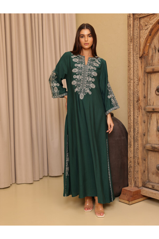Solid Casual Jalabiya Embroidery Details on Front and Sides