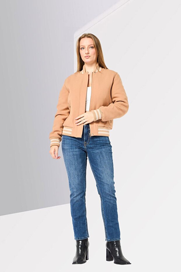 جاكيت بومبر سادة للنساء، لون بني - 4