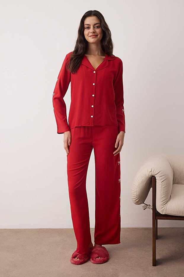 Bordo Kurdele/Fiyonk Nakış Detaylı Viskon Dokuma Pijama Takımı THMAW26PT00089 - 2