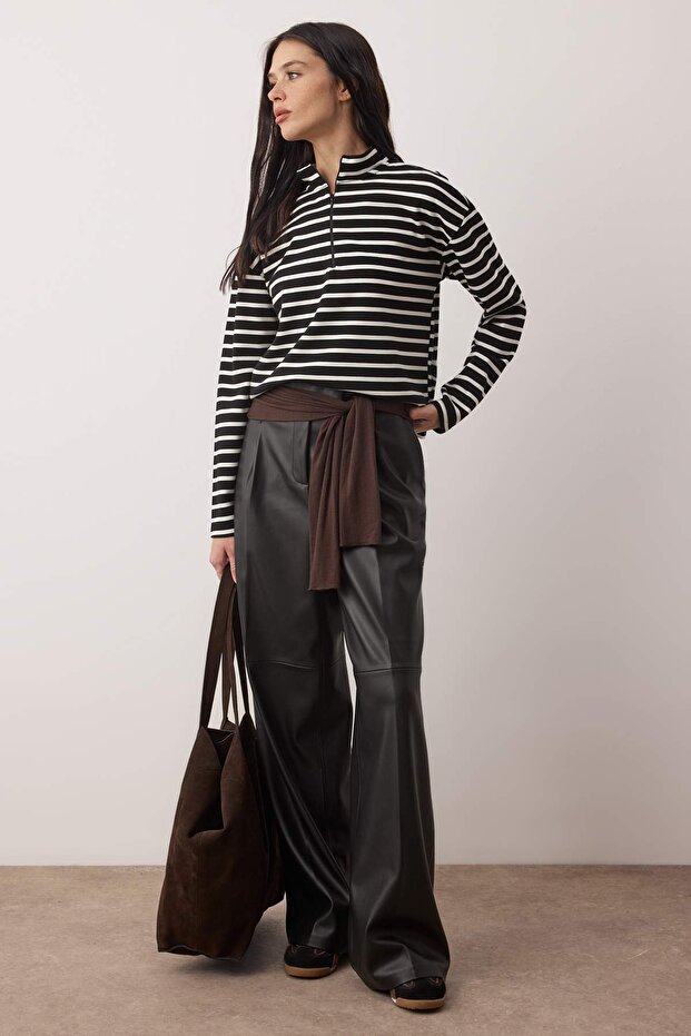 Siyah Çizgili Gizli Fermuarlı Oversize/Geniş Kalıp İnce Örme Sweatshirt TWOAW26SW00242 - 2
