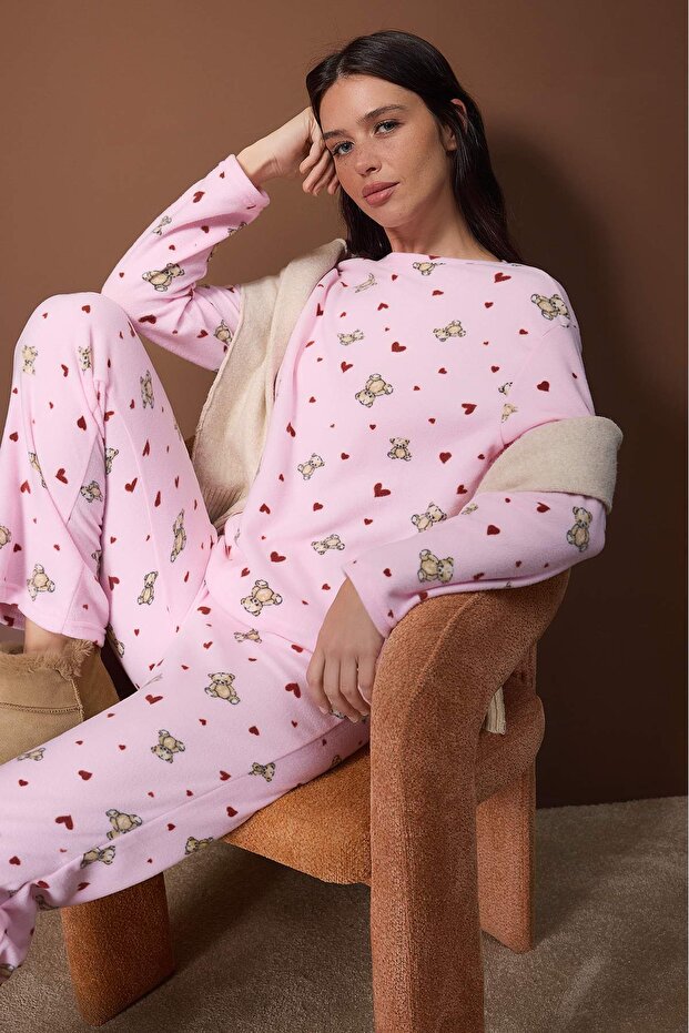 Pembe Ayıcık ve Kalp Desenli Kışlık Polar Örme Pijama Takımı THMAW26PT00150 - 1