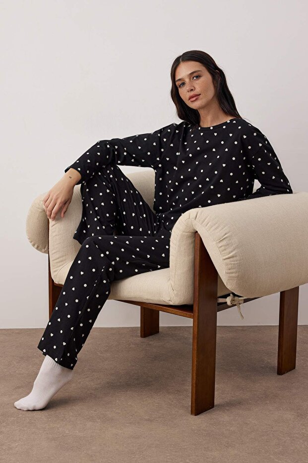 Siyah %100 Pamuklu Puantiye ve Kalpli Örme Pijama Takımı THMAW25PT00039 - 2