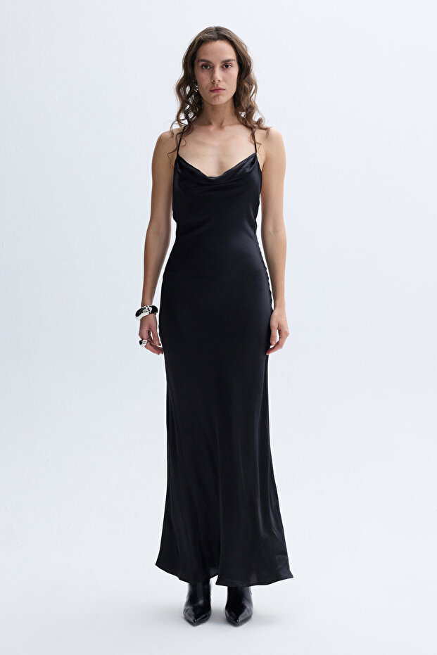 Women's Black Degaje Collar Backless Satin Long Dress
