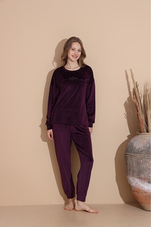 Velvet Long Sleeve Women's Pajama Set