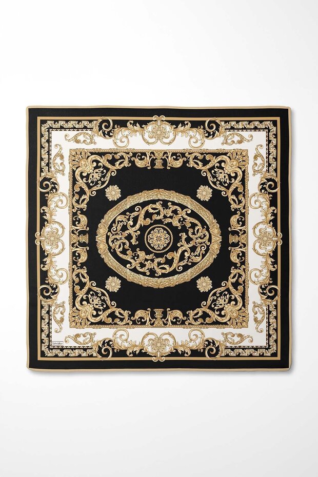 وشاح حريري بنمط فاراك أسود - 4