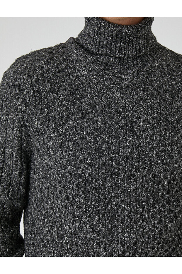 Basic Knitwear Sweater Turtleneck - 6