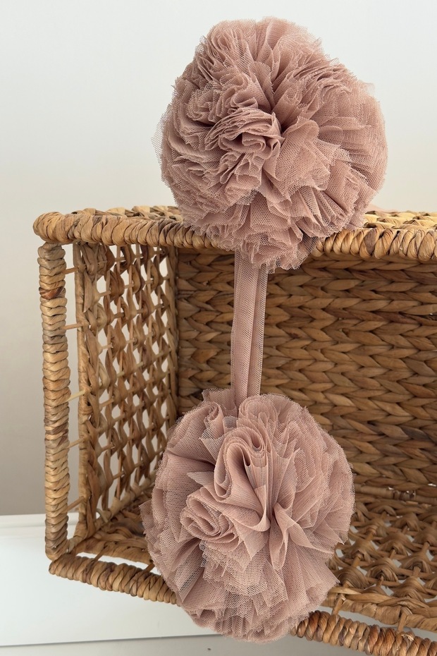 إكسسوار بومبوم - شبكة ناموسية بنية - 1