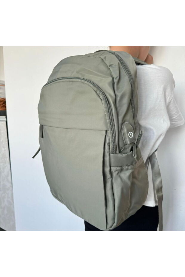 WATERPROOF GREY BACKPACK WITH USB 3 MODELS - 1