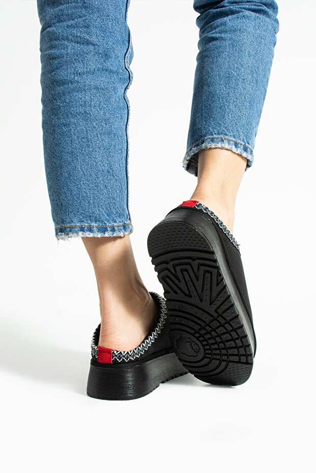 Siyah Süet İçi Yünlü Kalın Taban Terlik - 4