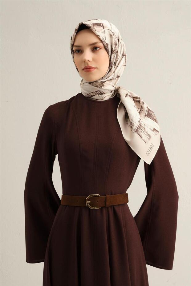 وشاح سيرا من الحرير الخالص بنمط تجريدي 9350D 82