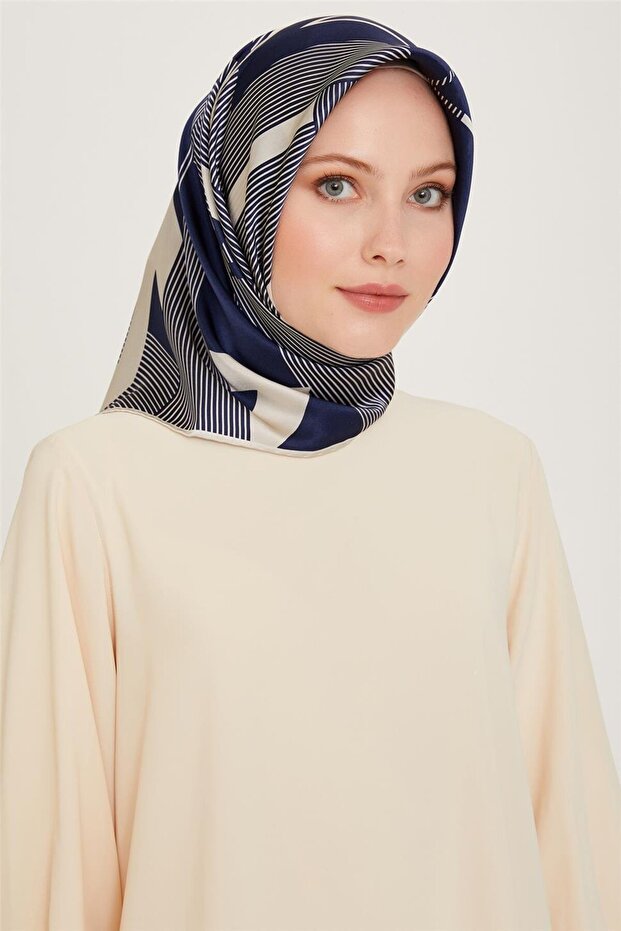 وشاح من الحرير الخالص منقوش من أوبجي 9254D 01 02