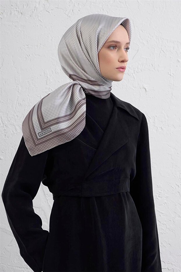 Classic Pattern Pure Silk Twill Scarf 9404D 50