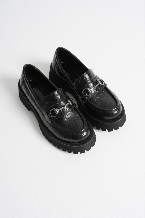 Women's Black Buckle Casual Comfortable Loafer