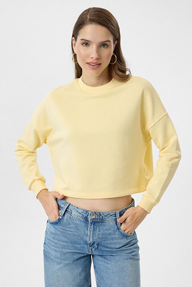 Basic Crop Sweatshirt - 1