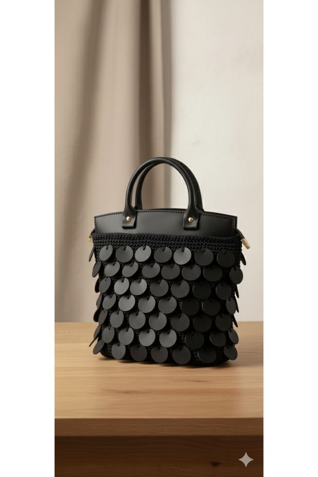 El işlemesi Pullu Makrome Çanta - 1