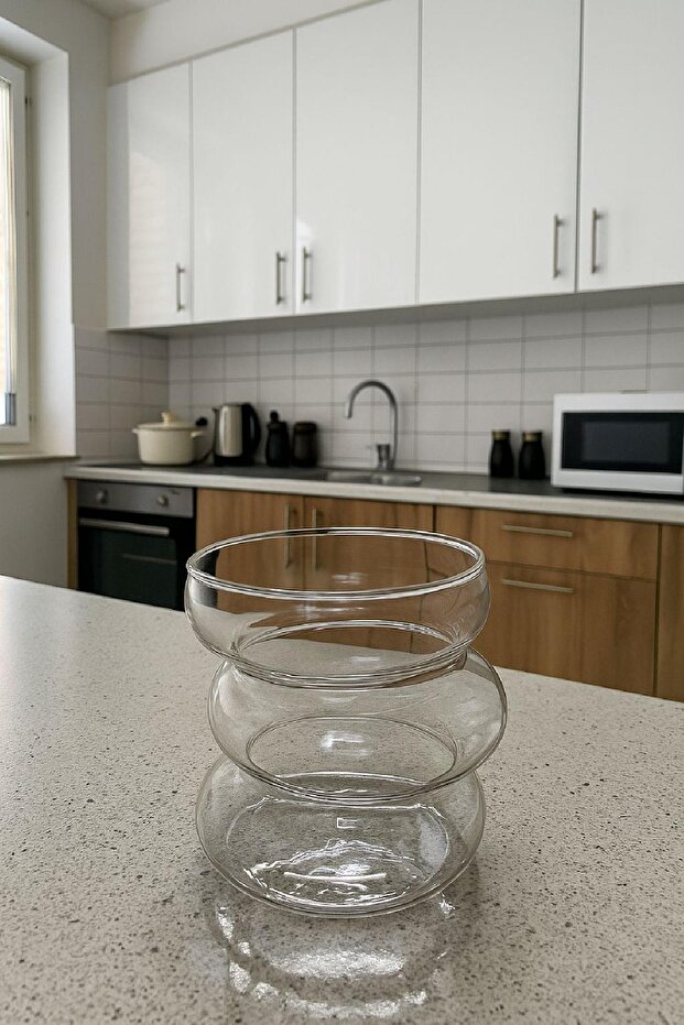 Heat Resistant Borosilicate Giant Asymmetric Stripe Style Nordic Cup 500 ml