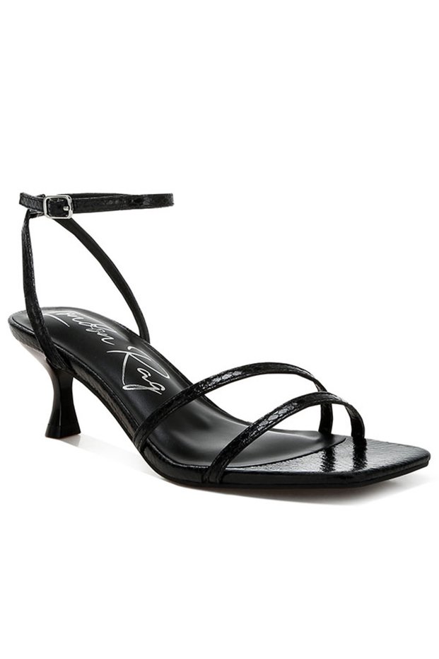 Women Faux Leather Strappy Sandals in Black