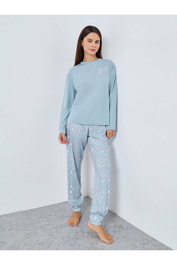 Slogan Long Sleeve T-Shirt and Winter Print Cuffed Pyjama Set