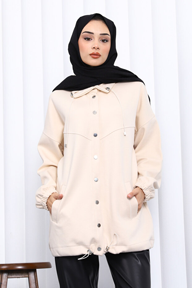 Cream Snap Detailed Pocketed Jacket
