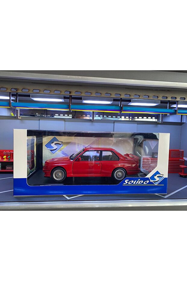BMW M3 E30 1//18 Ölçek - 7