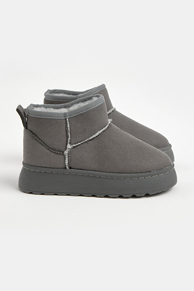 Children's Unisex Gray Thick Poly Sole Casual Boots with Fur Inside and Suede Look