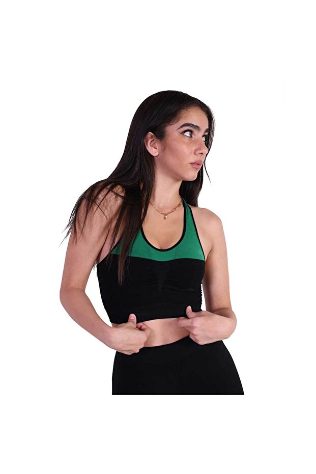 سبورت برا كود 3 سيلفي - 1